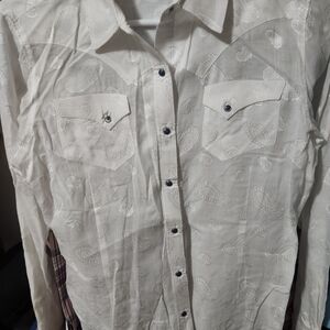 Ariat Women's Cream Paisley Button Down Shirt